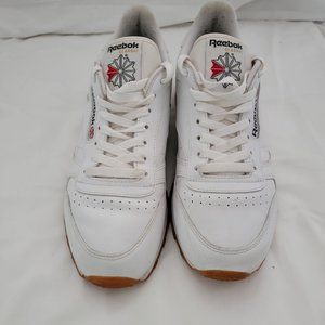 Classic Reebok Shoes - White